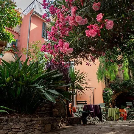 Maison De Village Sur Les Mimosas Tatil Evi