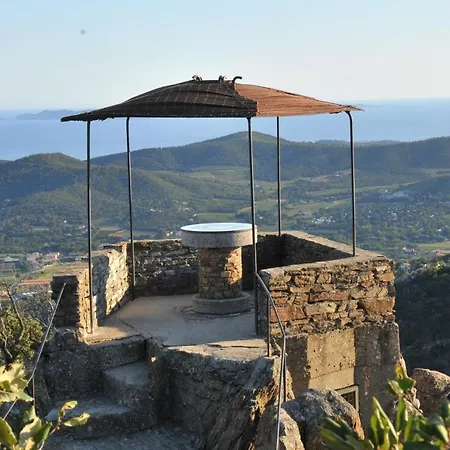 Maison De Village Sur Les Mimosas Tatil Evi