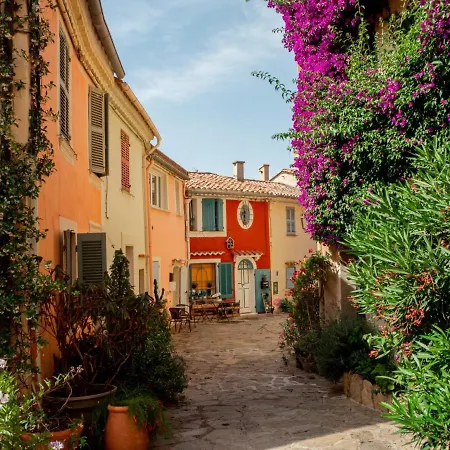 Maison De Village Sur Les Mimosas Tatil Evi *