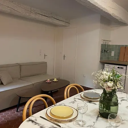 Holiday home Maison De Village Sur Les Mimosas Bormes-les-Mimosas