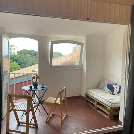 Сasa de vacaciones Maison De Village Sur Les Mimosas Bormes-les-Mimosas